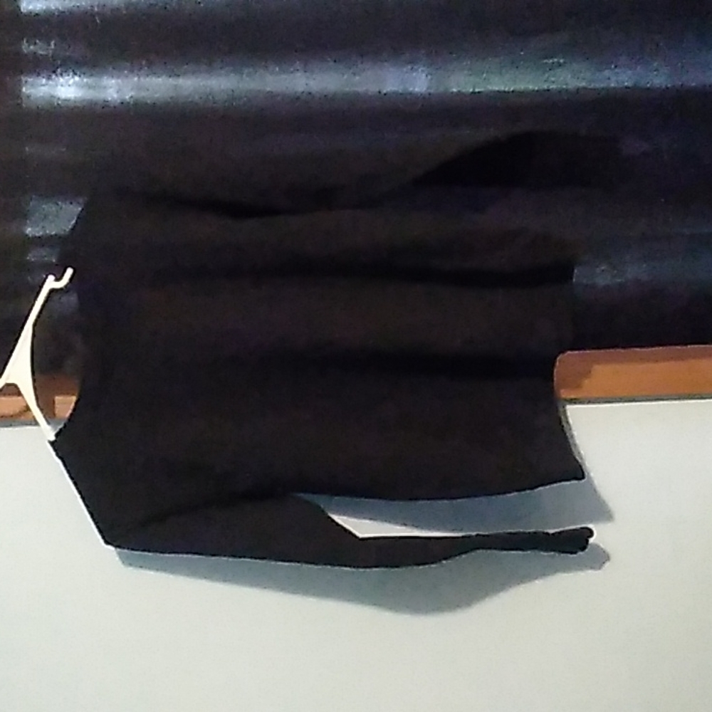 Kids black sweatshirt